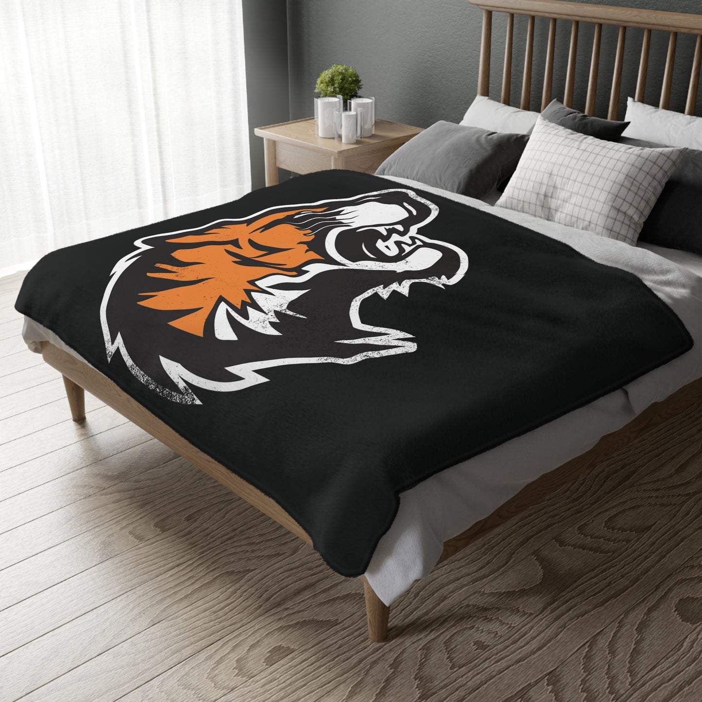 Distressed Tiger Head Blanket