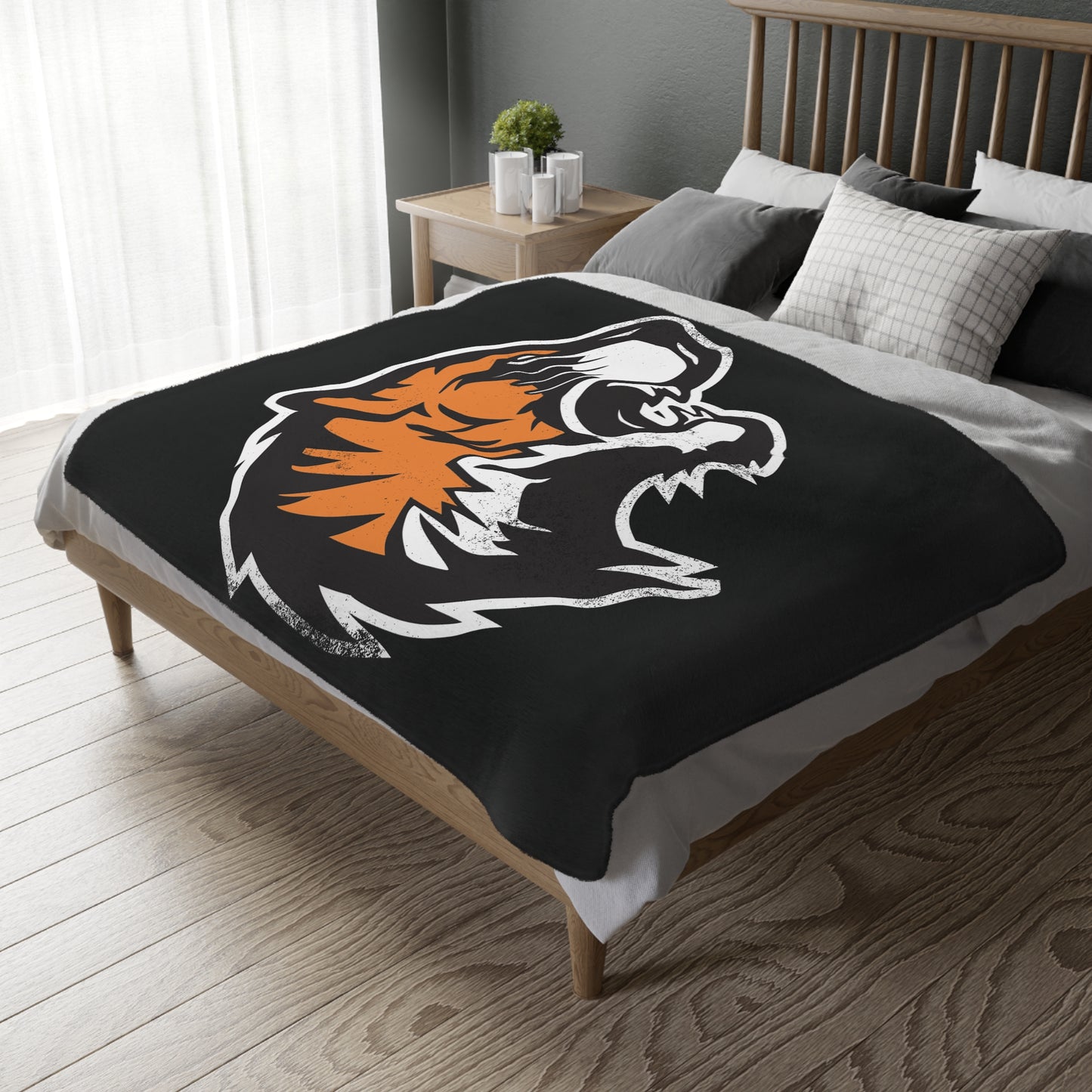 Distressed Tiger Head Blanket